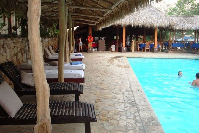 Liberia Airport Shuttle Service To Playa Hermosa And Nearby Beaches - Stress-free Airport Transfers