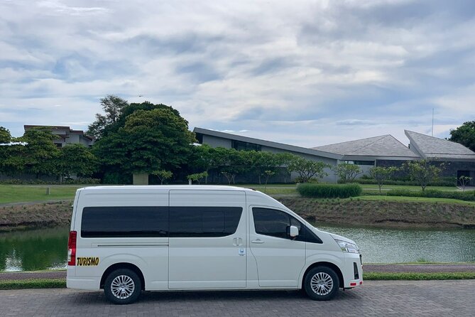 Liberia Airport To Rio Perdido & Thermal River - PRIVATE TRANSFER - Accessibility Options