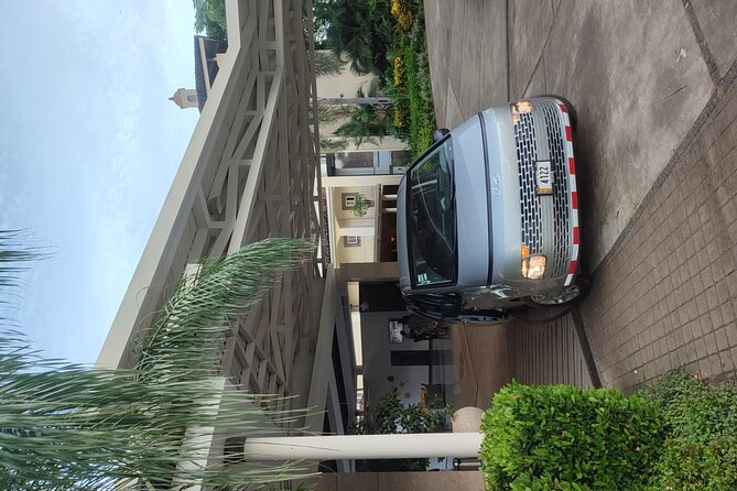 Liberia Airport Transportation .THE SAFEST - Meeting and Pickup Arrangements