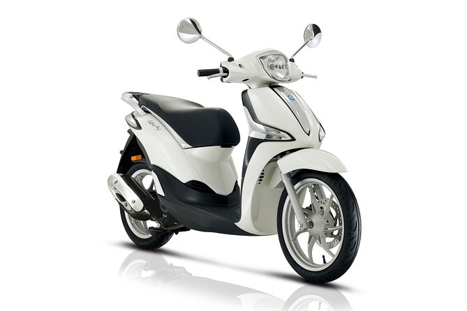 Liberty Scooter Rental Piaggio 50CC (4t) Paris - Rental Overview