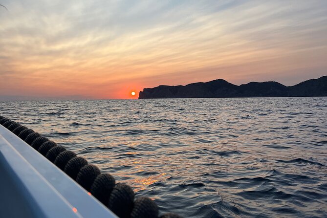 License Free Boat Rental Around the Coast of Santa Ponsa - Memorable Moments