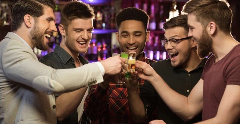 Liège: Bachelor Party Outdoor Smartphone Game - Key Points