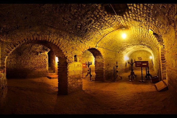 Life and Death in the City of Kings - Unique Experience! - Exploring the Convents Catacombs