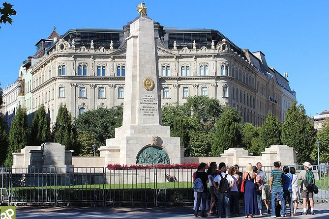 Life Under Communism With House of Terror or Statue Park Opt. - Tour Accessibility and Requirements
