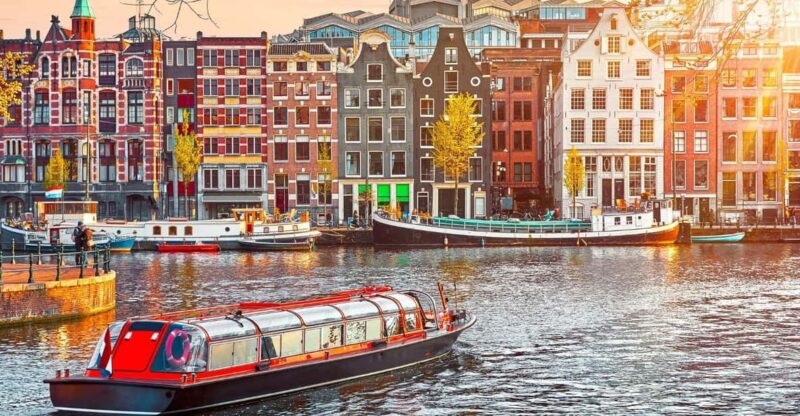 Light the Red Light Tour - Netherlands Hockey Trip - Comfortable Accommodations