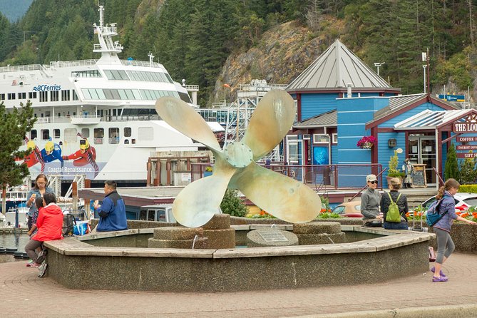 Lighthouse Park Hiking / Horseshoe Bay Discovery Tour - Lighthouse Park Coastal Views