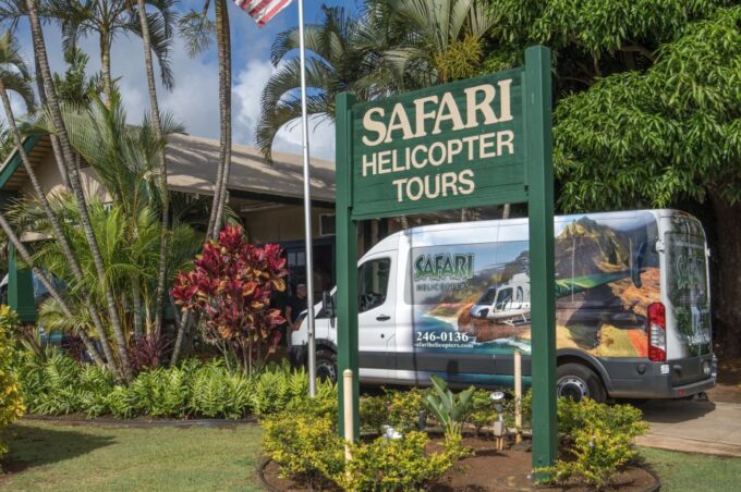 Lihue: Scenic Helicopter Tour of Kauai Islands Highlights - Exceptional Helicopter Tour Experience