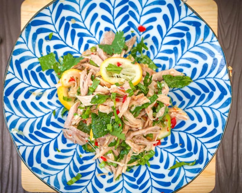Lijiang Naxi Cuisine Cooking Class & Market Visit - Dining Experience