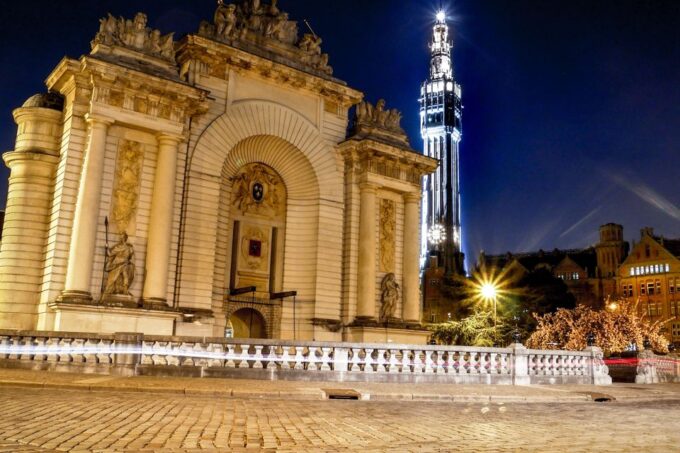 Lille: City Exploration Game and Tour - Frequently Asked Questions