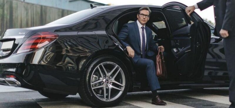Lille: Private Transfer to or From Lille Airport - Included in the Service