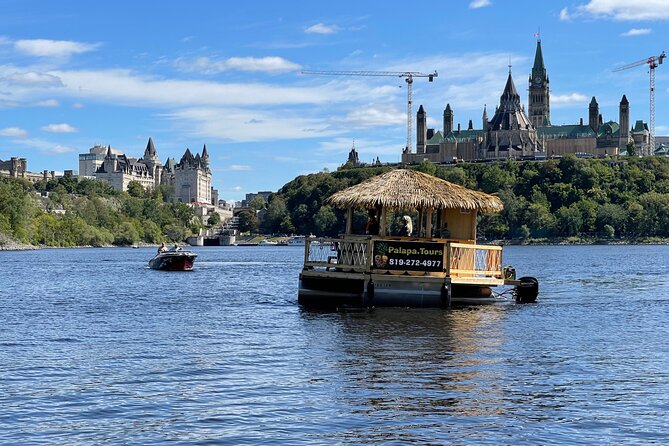 Lilo Floating Tiki Bar on the Ottawa River - Amenities and Onboard Features