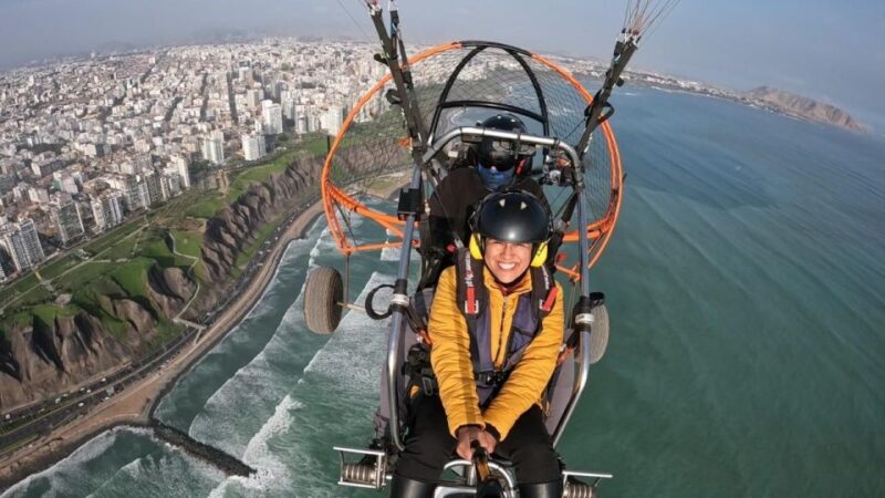 Lima: Adrenaline in Costa Verde | Paramotor | - Safety and Guidance