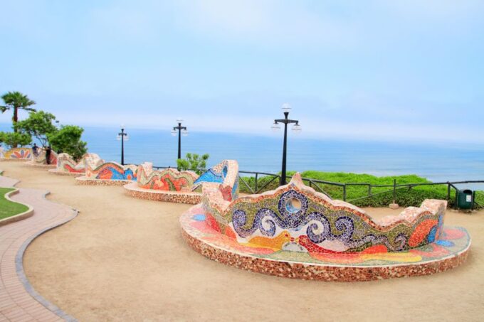 Lima: Barranco & Miraflores, Gastronomic Experience & Lunch - Panoramic Ocean Views