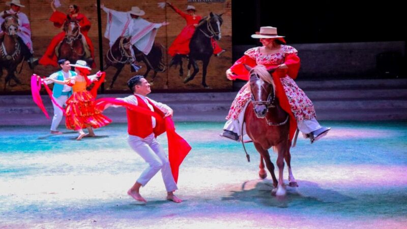 Lima: Buffet Dinner, Dance Show | Peruvian Paso Horses | - Pricing and Reservation
