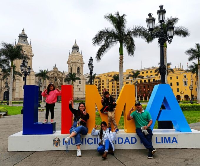 Lima: City Highlights Walking Tour & Catacombs - Pricing and Duration