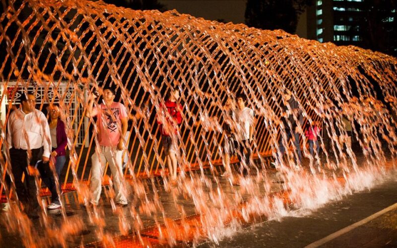 Lima: City Tour + Dinner + Magic Water Circuit Tour - Key Points