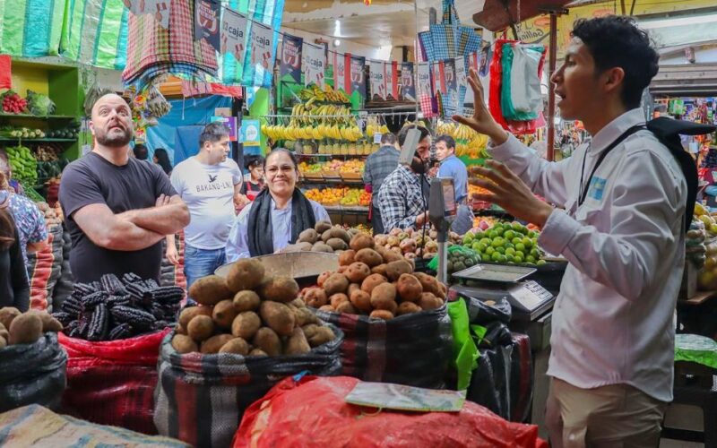 Lima: Food History & Local Markets (Food Tour) - Transportation and Logistics