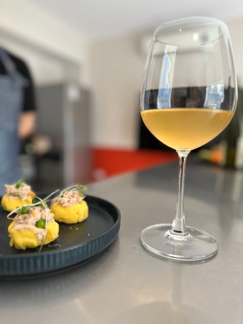 Lima: Gourmet Peruvian Cooking Class and Wine Tasting - Wine Tasting