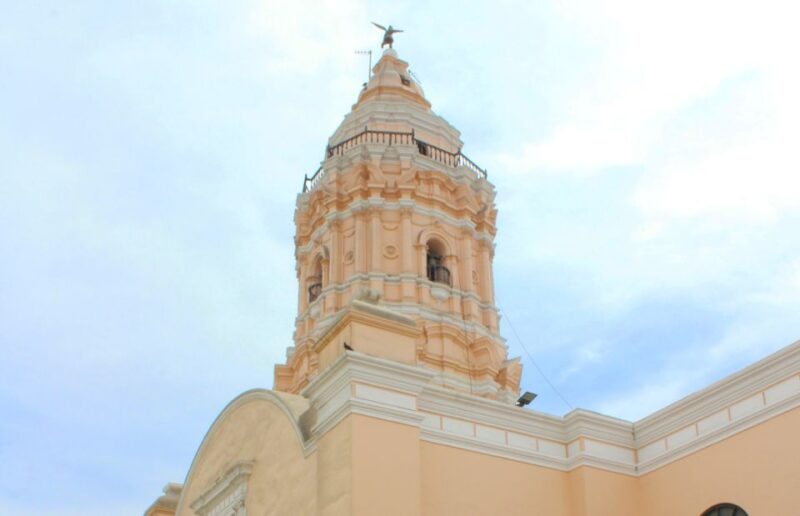 Lima: Half Day Tour of Limas Must-See Sites. - Accessibility and Group Options