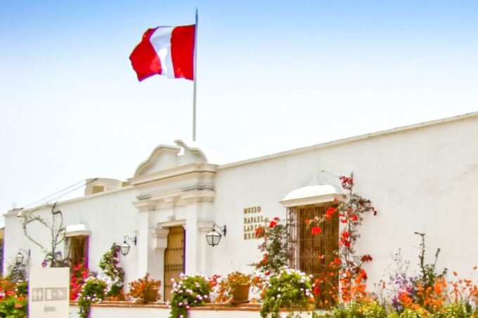 Lima Half-Day Tour of Must-See Sites - Café Museo Larco