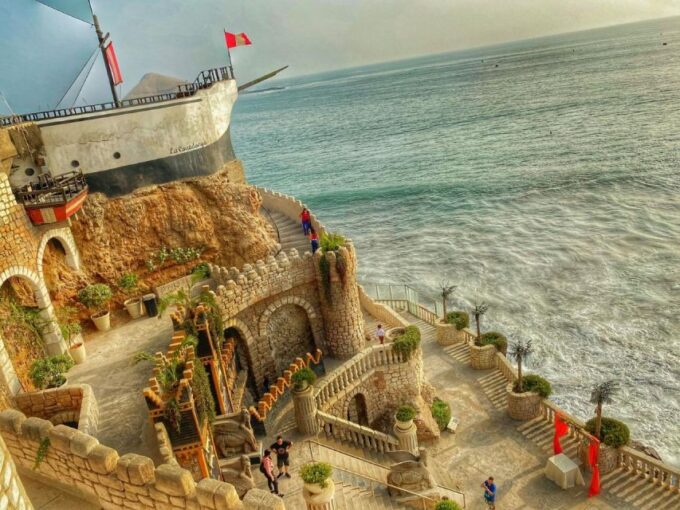 Lima: Huaral and Visit to the Castle of Chancay - Typical Dishes and Fruit Harvesting