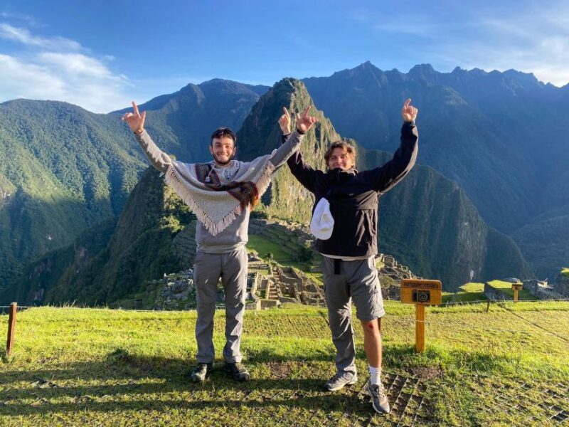 Lima: Magic Perú With Titicaca Lake |Tour 7DAYS - 6nights| - Day 5: Rainbow Mountain Hike