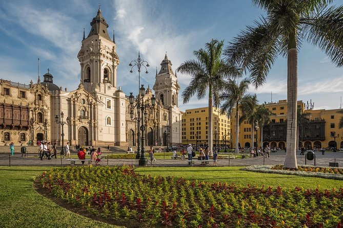 Lima Panoramic Bus - Getting to the Meeting Point