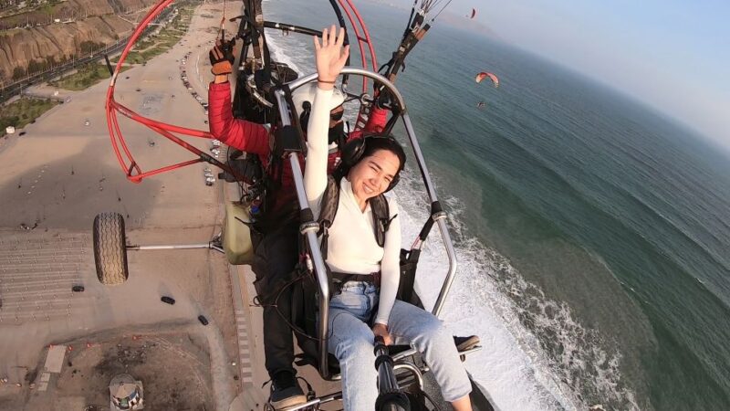 Lima: Paragliding Flight Over Costa Verde Districts - Meeting Point and Transportation