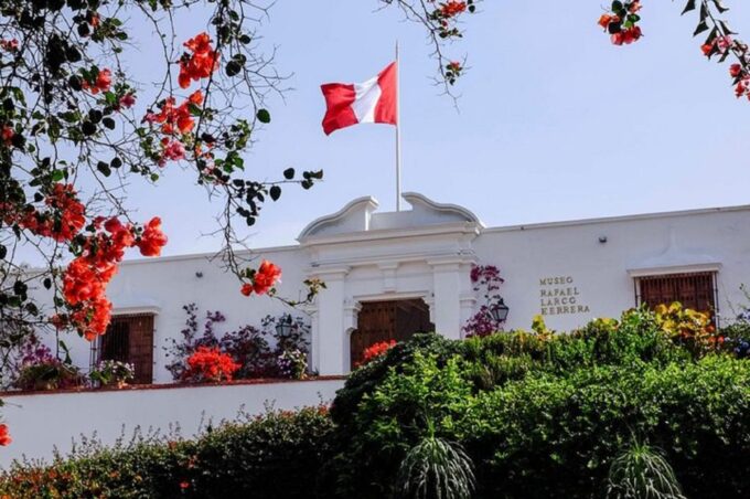 Lima: Private Culinary Tour and Larco Museum - Pickup and Drop-off