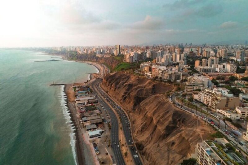 Lima: Private Custom Walking Tour With A Local Guide - Whats Included and Excluded
