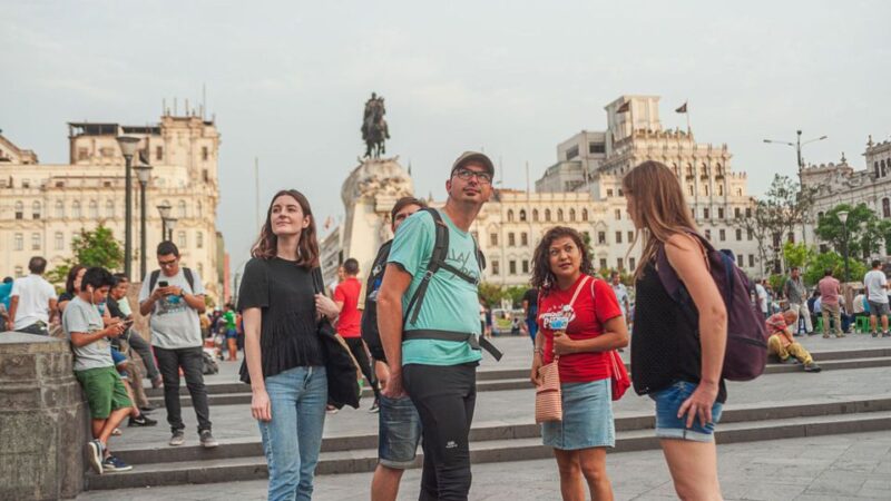 Lima: Street Food Tour in the Historic Center - Food and Drink Details