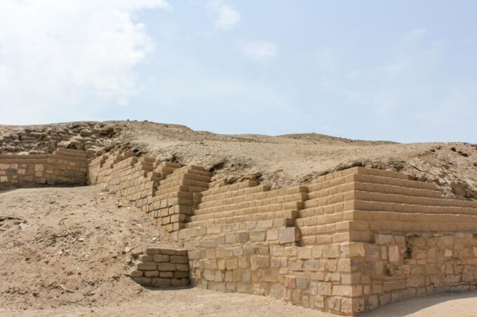 Lima:Half-Day Pachacamac, Barranco & Chorrillos Private Tour - Barranco and Chorrillos Exploration