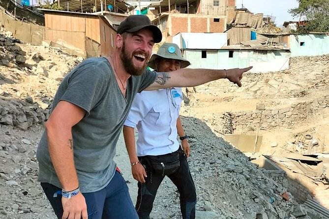 Limas Reality Tour: Shanty Town + Local Lunch + City Tour - Exploring the Shanty Town
