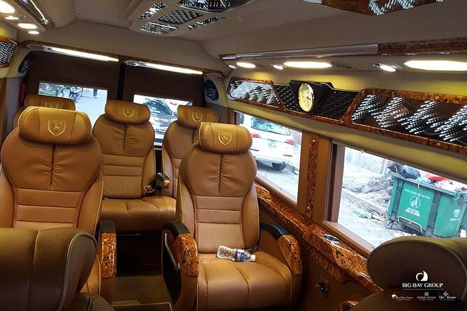 Limousine Bus SAPA - HANOI - Vehicle and Amenities