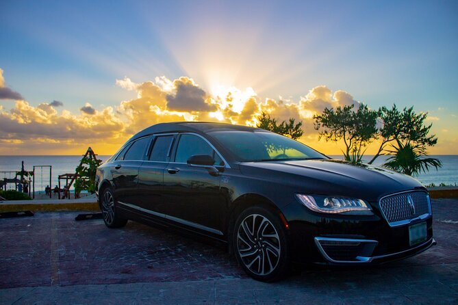 Lincoln Stretch Limo From Tulum to Cancun Airport - Included Amenities