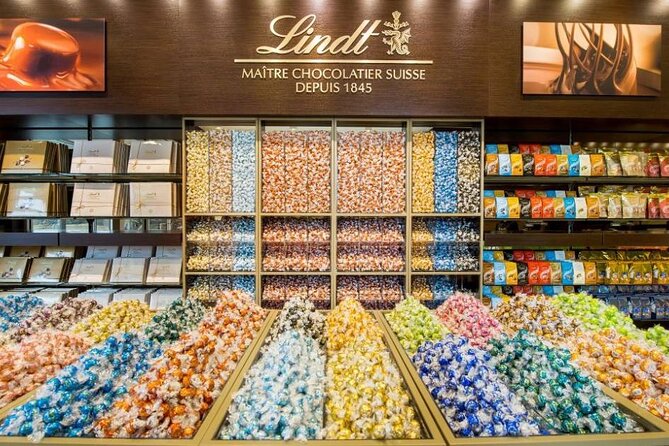LINDT Home of Chocolate, Cruise On Lake Zurich And Old Town Walking Tour - Lunch and Additional Purchases