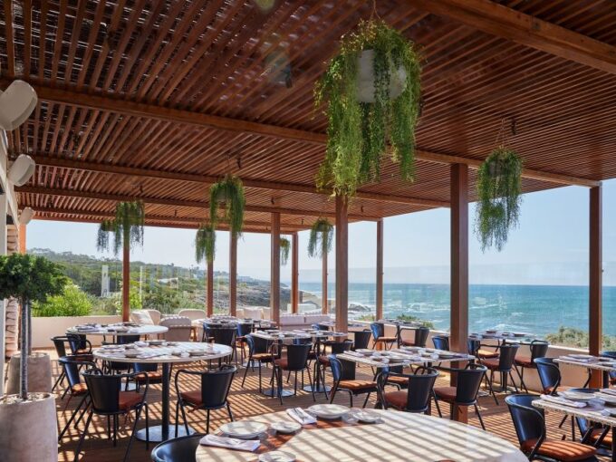 Lis: Golf Adventure With Coach, Transfers & Dining Concierge - What to Bring