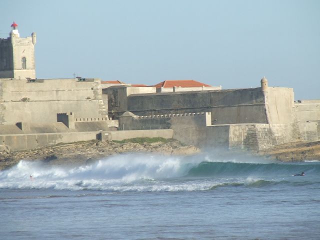 Lisbon: 1.5-Hour Surf Lesson - Cancellation and Payment