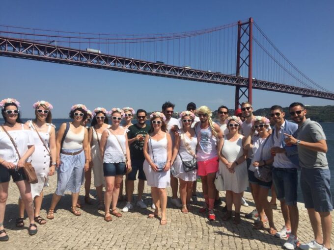 Lisbon: 1-Hour Beer or Sangria Bike Sightseeing Tour - Frequently Asked Questions
