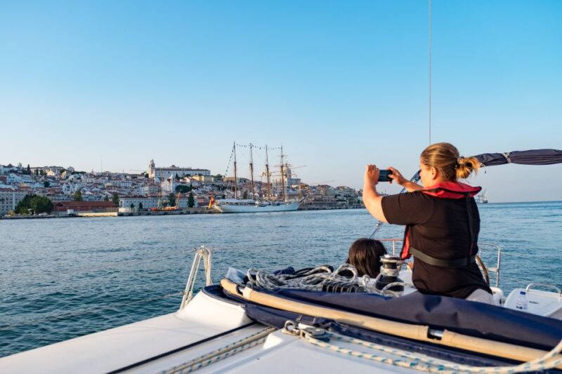 Lisbon: 1 or 2-Hour Cruise Along the Tagus River - Child Policies and Recommendations