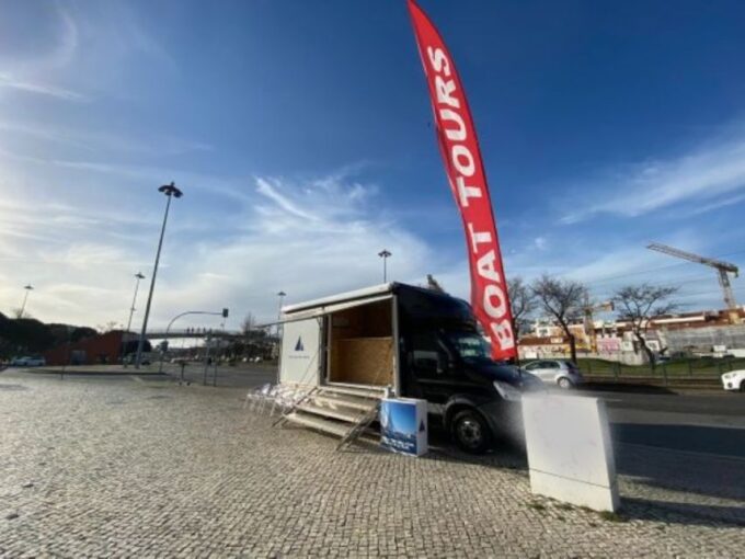 Lisbon 1H Private Tour by SAILBOAT / SAIL or POWER CATAMARAN - Frequently Asked Questions