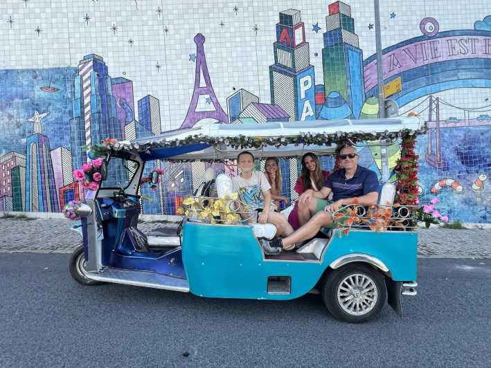 Lisbon: 2-HOUR Guided Tuk Tuk Tour in Old Town & City Center - Itinerary Highlights