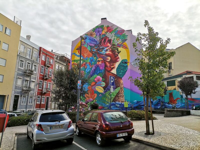 Lisbon: 2-Hour Street Art Photo Tour - Inclusions