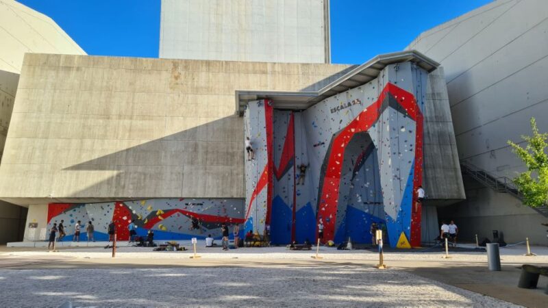 Lisbon: 25th of April Bridge Guided Climbing Experience - Age and Ability Restrictions