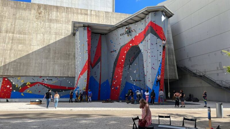 Lisbon: 25th of April Bridge Guided Climbing Experience - Getting to the Venue