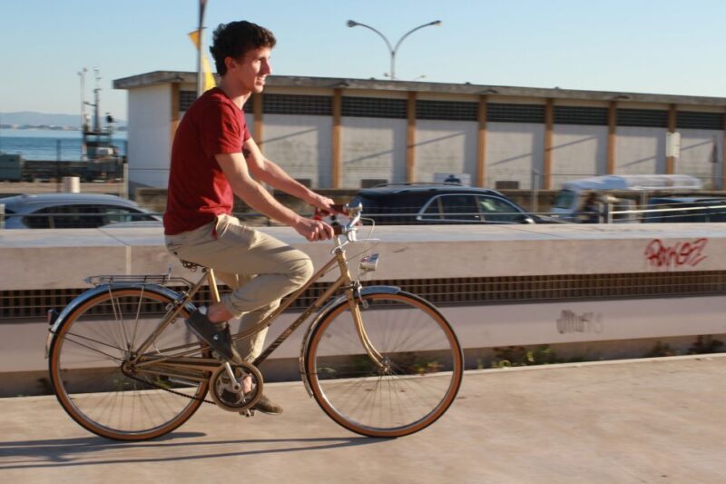 Lisbon: 3-Hour Vintage Bike Tour - Tour Experience