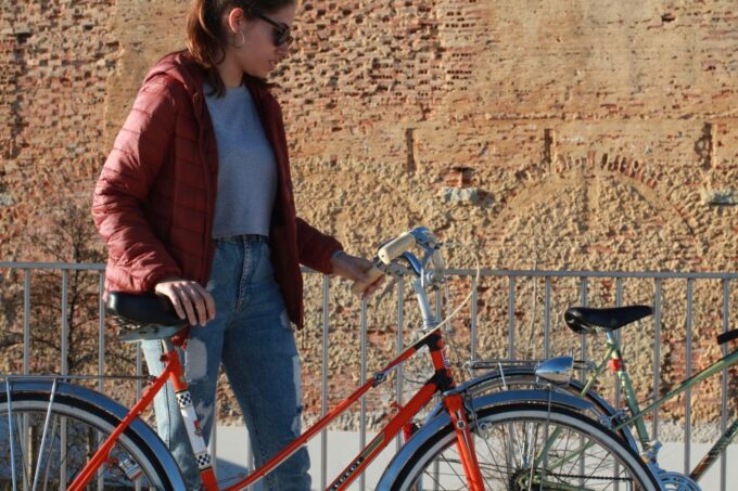 Lisbon: 3-Hour Vintage Bike Tour - Explore Lisbons Landmarks