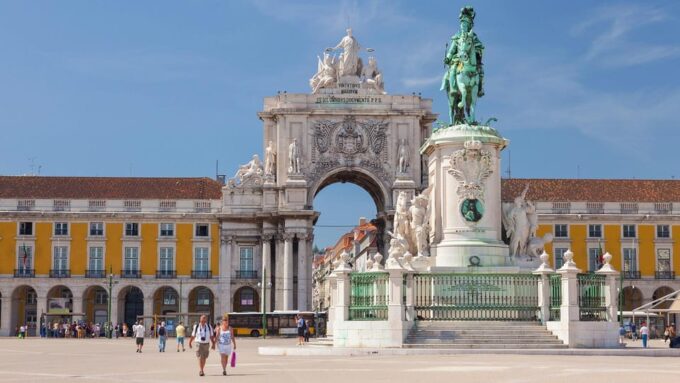 Lisbon: 3 Hours Sightseeing Tour by Eletric Car - Frequently Asked Questions