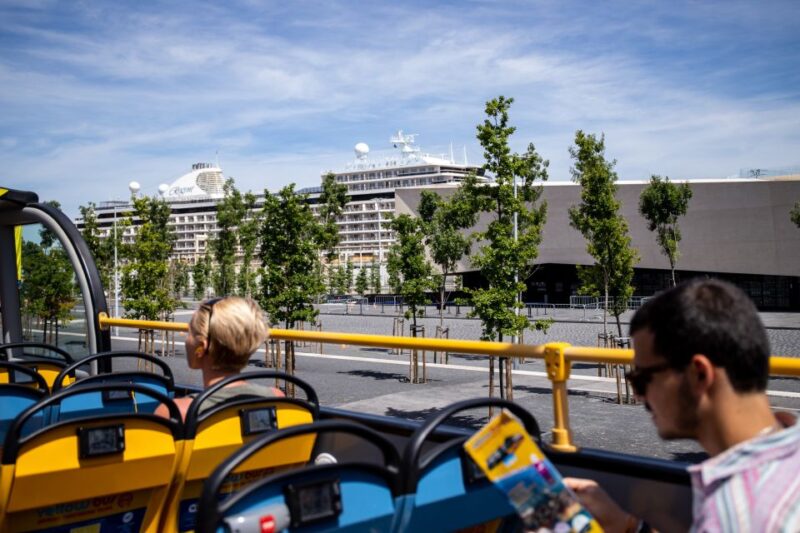 Lisbon: 48-Hour Hop-On-Hop-Off Bus Tour and Oceanarium Entry - Departure Times