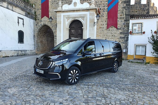 Lisbon Airport Arrivals Private Transfer to Lisbon - Service and Confirmation